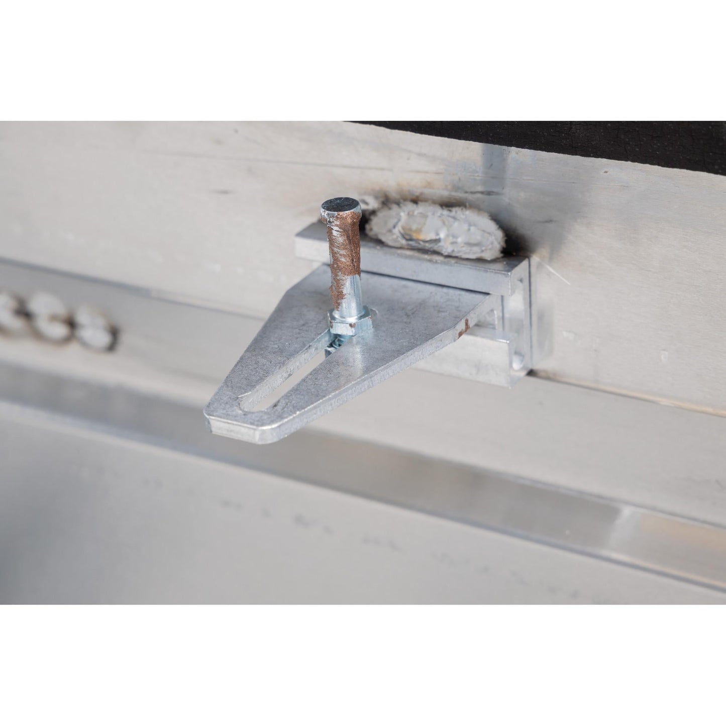 Better Built 70 Crown Series Low Profile Crossover Truck Box
